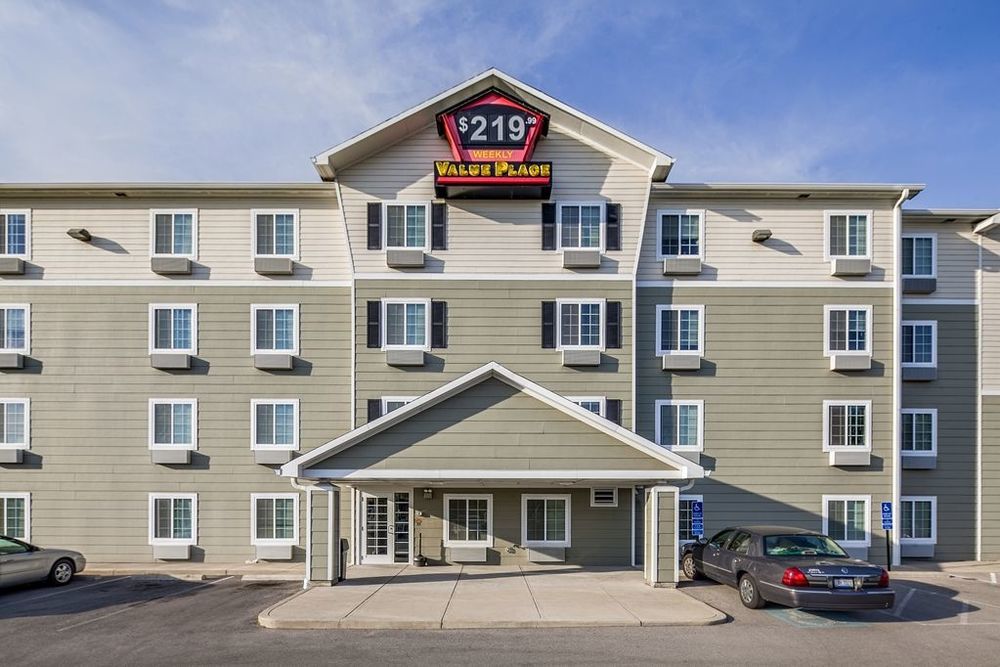 Woodspring Suites Cleveland Avon Екстер'єр фото